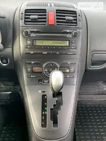 toyota_auris__427042684fx.jpeg
