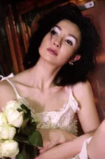 Maggie-Cheung-actresses-9386668-397-600.webp