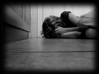 74196356_70970018_dolore.gif