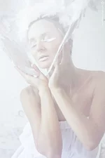 RvX7eYjFiD0.webp