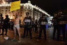 1348664639-cac7b0b7ffccf028cef943b6d8c5ac64.jpg