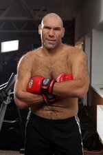 Nikolai-Valuev120.jpg