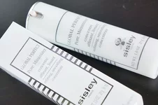 sisley3.webp