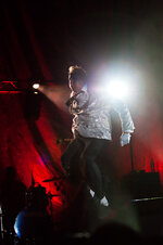 1352180_original.jpg