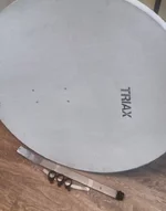Антенна Triax 1.1м с мультифидом б.у.помощь в монтаже