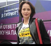 Byen58JCUAAEN4U.webp