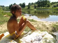 U_09CGW6xX7dWQvfEoY1g-ne_F3FFhhNW50=w266-h199-p-no.webp