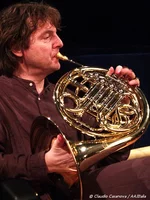 arkady_shilkloper_pago_libre_03_bologna2007.webp