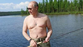 150515151241_putin_image_fishing_624x351_getty.jpg