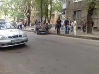 01082011766.webp