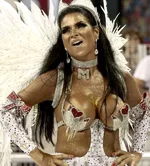 rio_de_janeiro_carnival_girls_04.webp