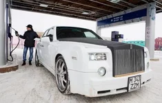 Rolls_01.webp