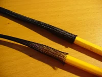 plastic_vs_nylone.webp