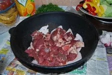 s7747444.webp