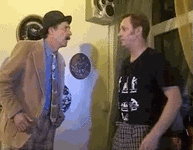 0f255594aa691149f35a4.gif