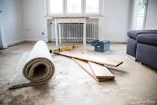 13-ukladka-napolnih-pokritiii.webp