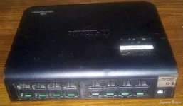 Коммутатор D-Link DES-1016A.