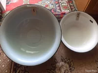 Продам эмалированные тазики