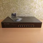 Коммутатор TP-LINK TL-SG1008