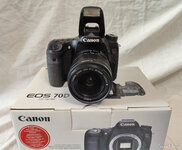 Продам Canon 70D со вспышками