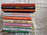 Художня література та нонфікшен українською