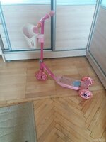 Самокат розовый для детей от 2 до 6 лет