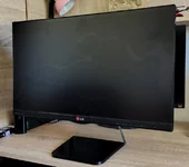 Монитор LG 23MP75HM-P (битая матрица)