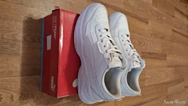 Продам кроссовки Puma Cilia Mode белые (38,5)
