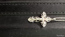 Хрестик срібний з візерунком та разпяттям, 3 см. Новий!