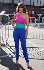 330x528_spl305901_160.webp
