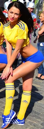 TKcyjandU1U.webp