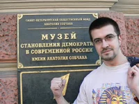 02-И в россии есть демократия.webp