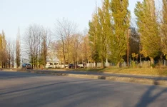 50 лет СССР, за машиной забор аэродрома!.webp