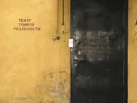 8971615.webp