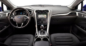 Salon-interer-ford-mondeo-2013-foto.jpg