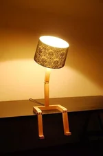 sitting-lamp-02.webp