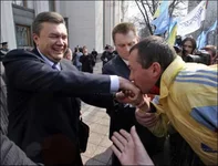 111222333444.webp