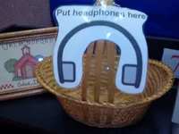 headphones689.webp