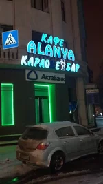 uwPyIY9DxrU.webp