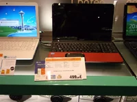 932713.webp
