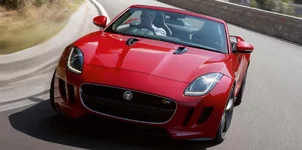 FT_013_231_UK_RED_ST3_CORNERING-device_desktop-1366x680.webp