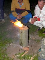 051.jpg