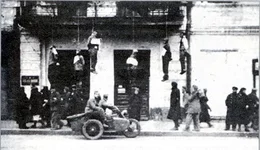 800px-1941oct25SumskayaStreetOccupation.webp