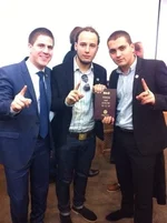 9M2tT_goTwY.webp