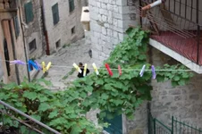 x_eaa7b998.webp