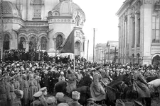 DemonstracFebrRevolutionKharkov1917.jpg