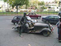 Памятник Юрию Никулину на Цветном бульваре.jpg