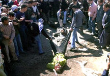 lynch-450X315.jpg