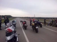 3z5fsiEXnl8.jpg