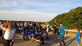 7elT_geGi_A.webp